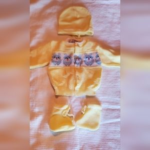 Vintage baby sweater with hat and booties